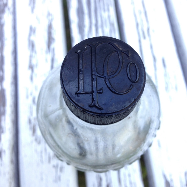   Vintage Listerine Glass Bottlecap  